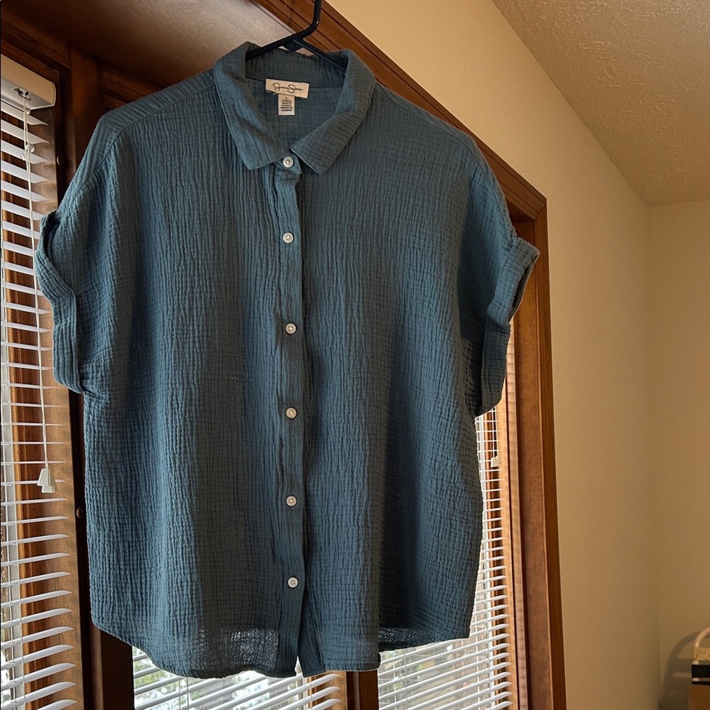 Jessica Simpson Button-Up Shirt. Blue/Green/Gray Teal color - Picture 3 of 4